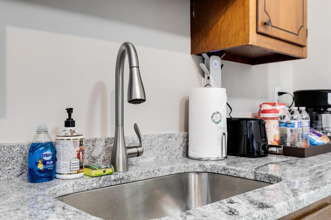 M2 Central Location 2 Mins To Vcu Free Parking Richmond Exterior foto